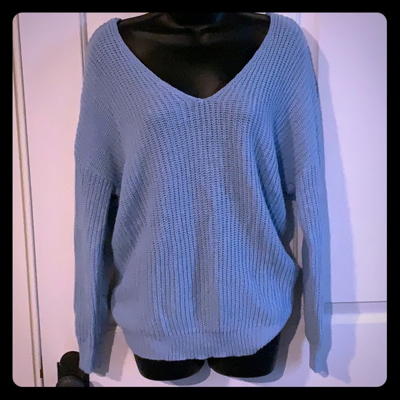 Twist Back Sweater - Picture 2 of 2